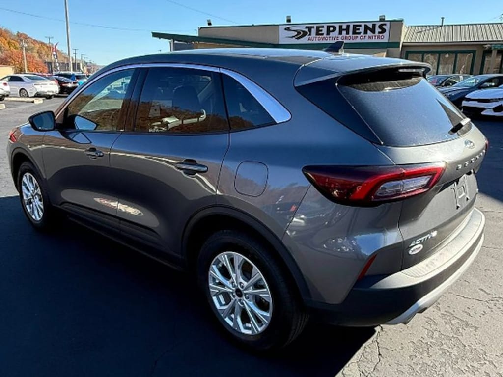 Used 2024 Ford Escape Active SUV